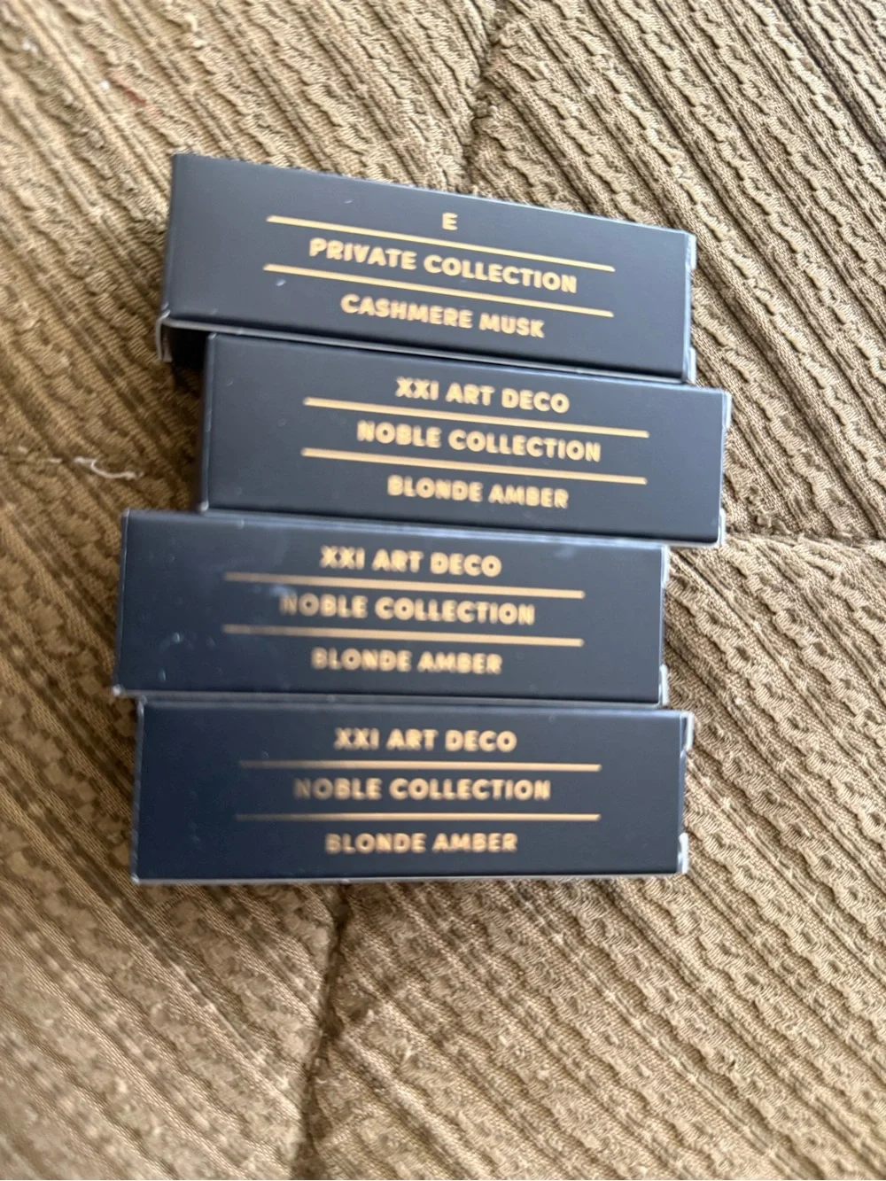 Clive Christensen Blond, Amber, Kashmir, musk
